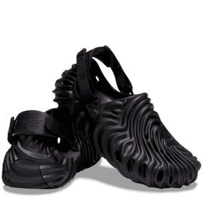 SALEHE BEMBURY CROCS SZ 13 ****BRAND NEW*****